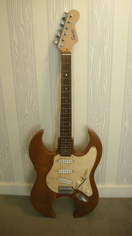 bla-bla-et-guitare-nonononon-378718.jpg