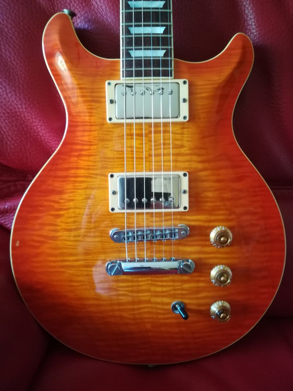 Hamer Studio Custom - Guitare électrique