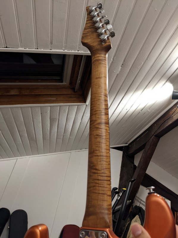 achat-vente-echange-guitare-suhr-vola-e-179768.jpg